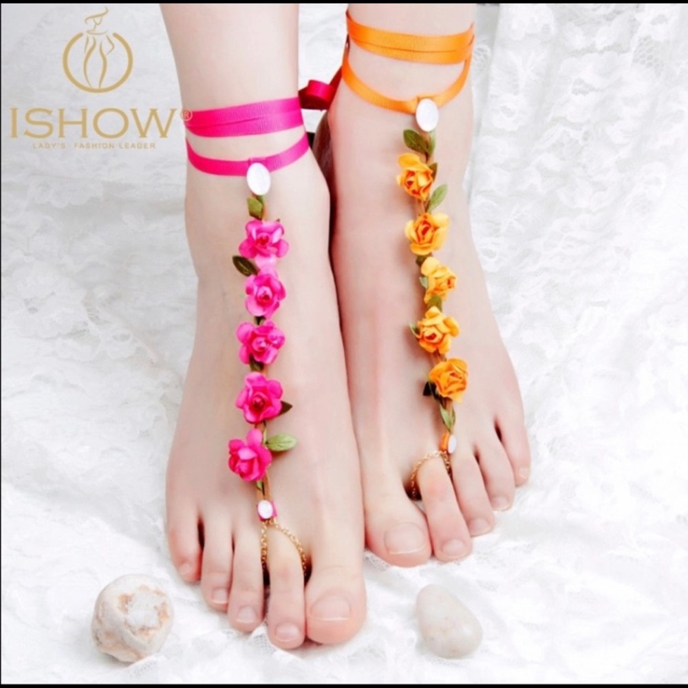 NEW! Flower anklet with attached toe ring